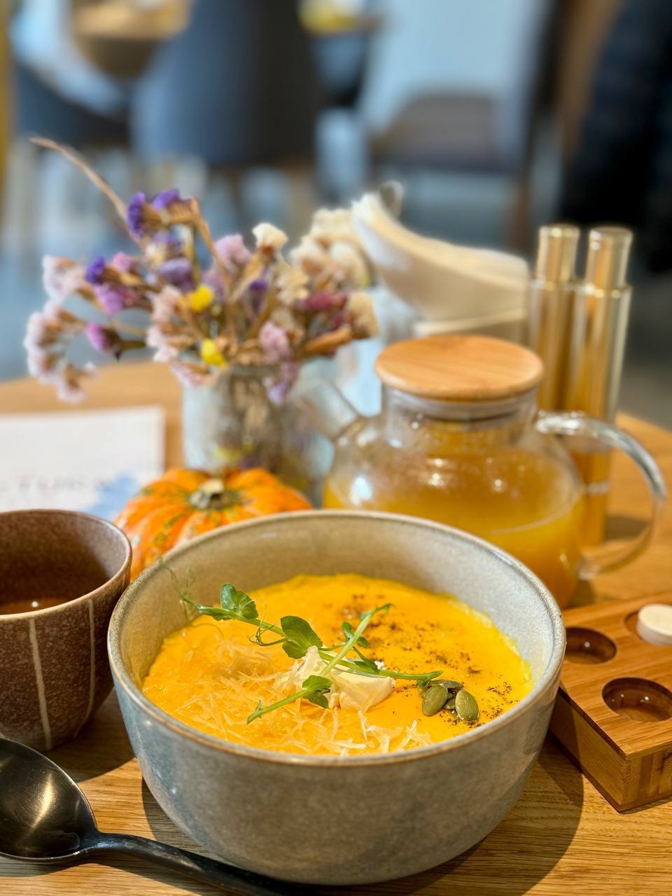 Английский завтрак с глазуньей