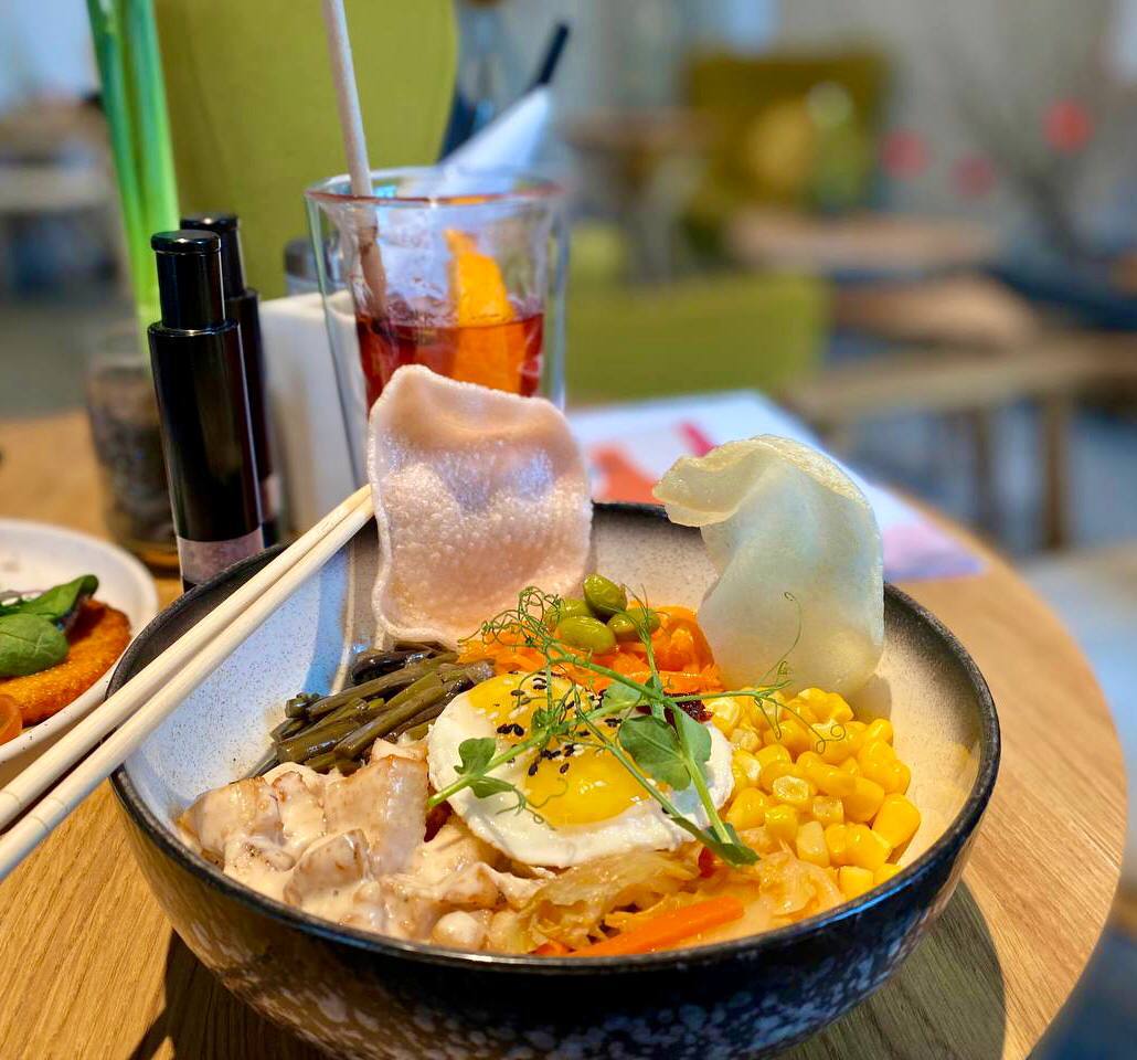 Салат с мандарином