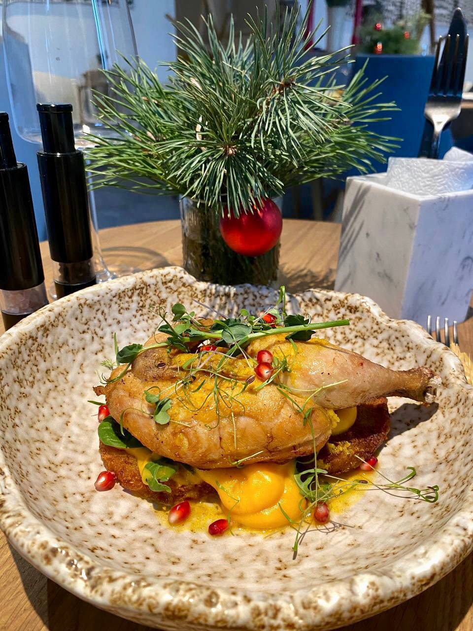 Говядина с клюквенным соусом